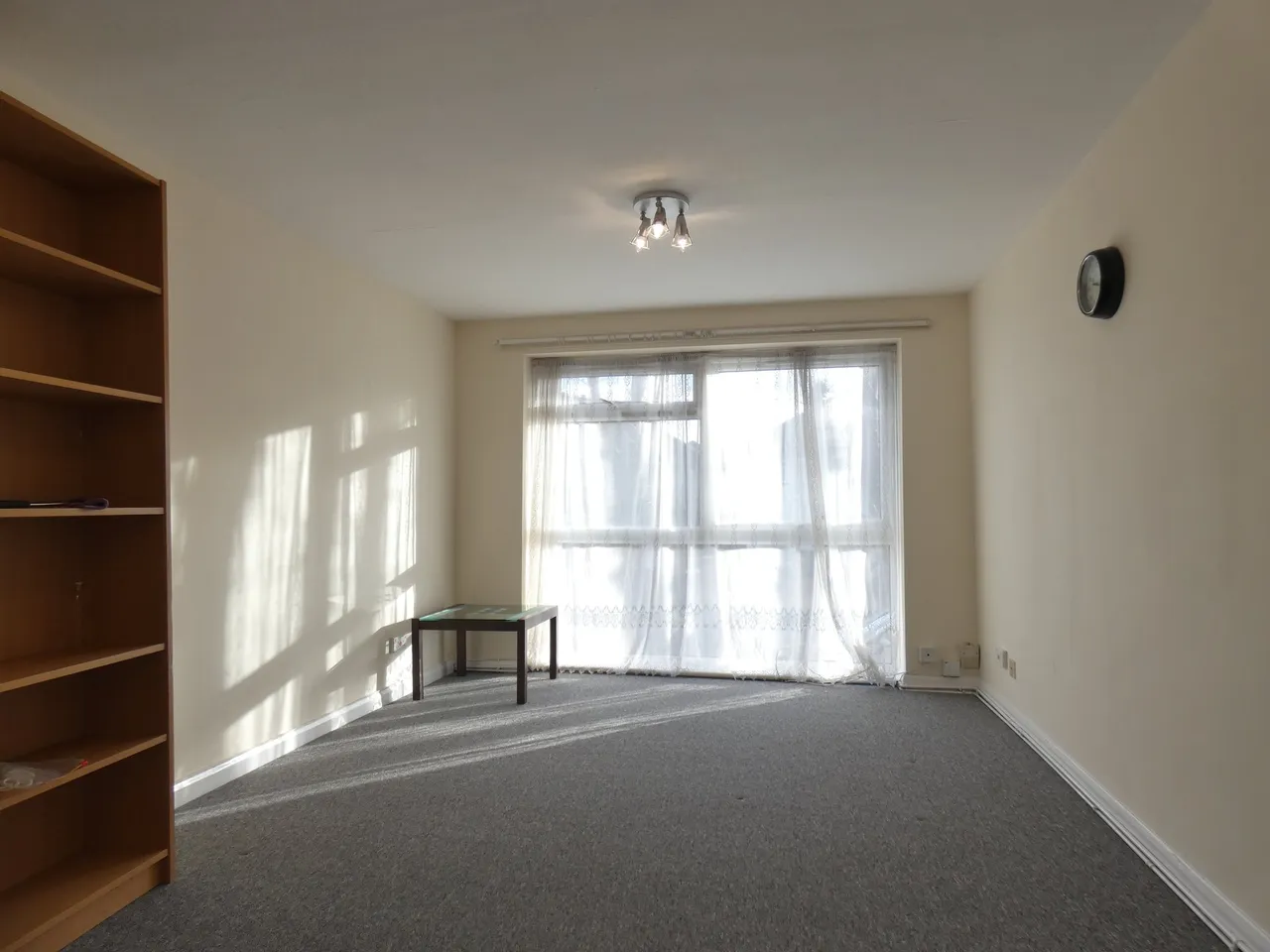 Middleton Avenue, Greenford, UB6, photo 2