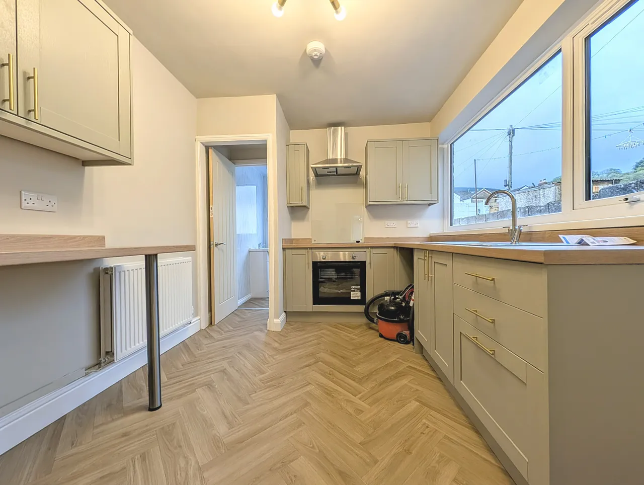 Maindy Road, Ton Pentre, CF41, photo 4