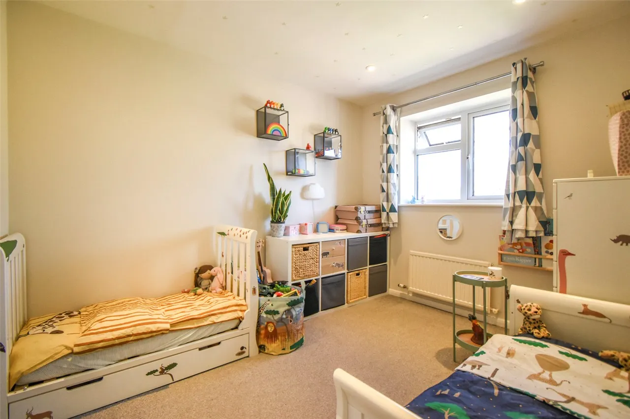 Compass Field, Hook, Hampshire, RG27 9SH, photo 10