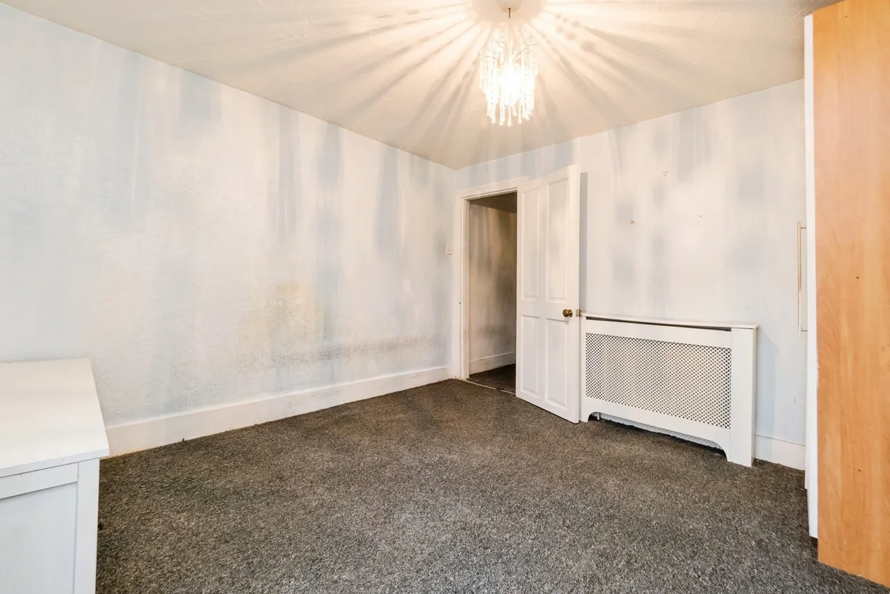 Abbs Cross Lane, Hornchurch, RM12, photo 16