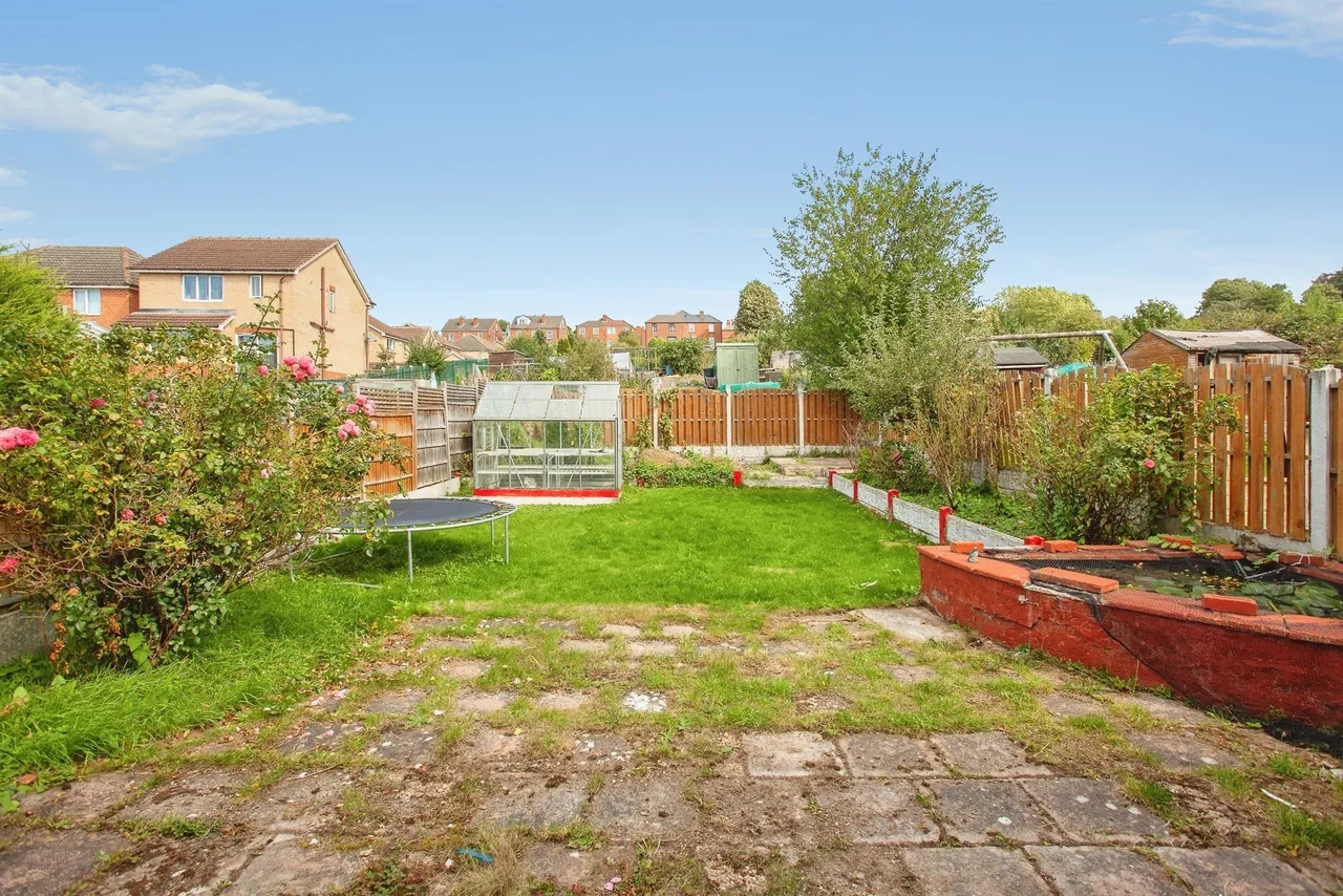 Broom Valley Road, Rotherham, S60, photo 23