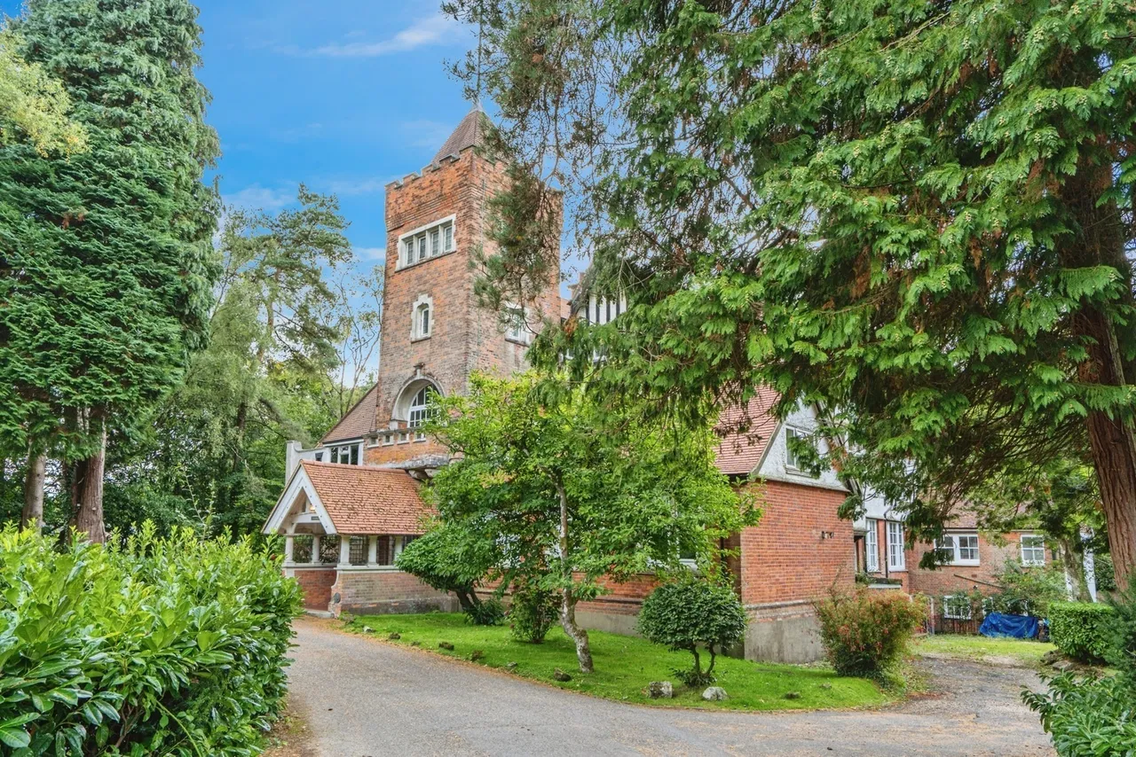 Tower Road, Hindhead, GU26, photo 6