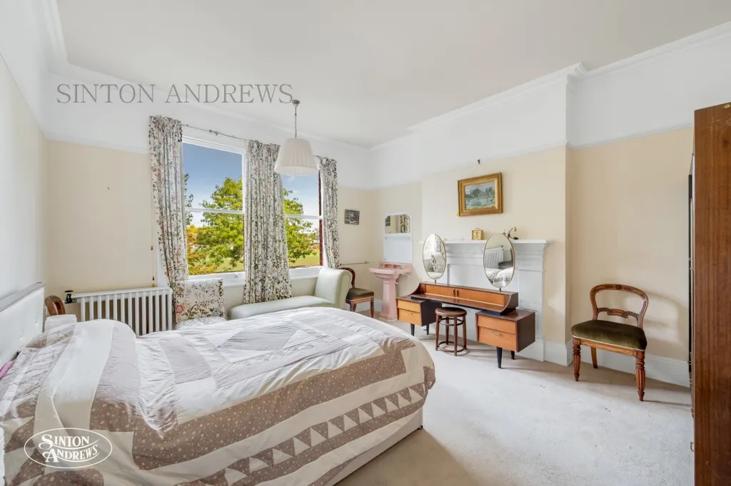 Woodville Gardens, Ealing, photo 9