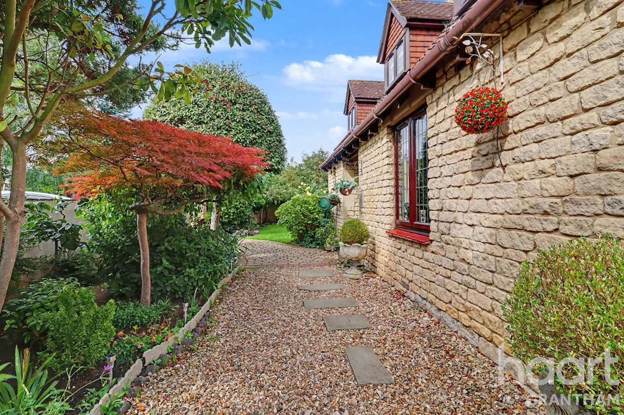 Waterloo Close, Grantham, NG32, photo 19
