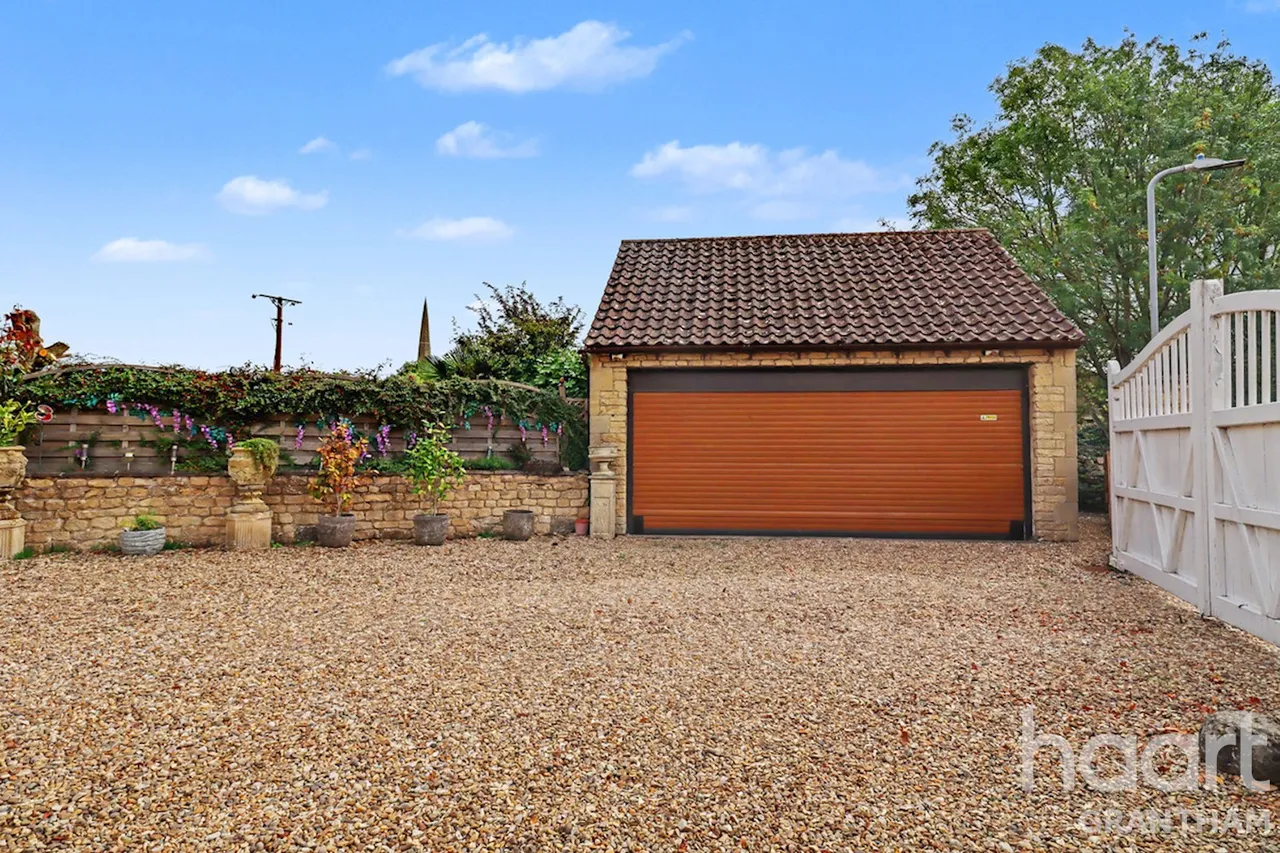 Waterloo Close, Grantham, NG32, photo 21