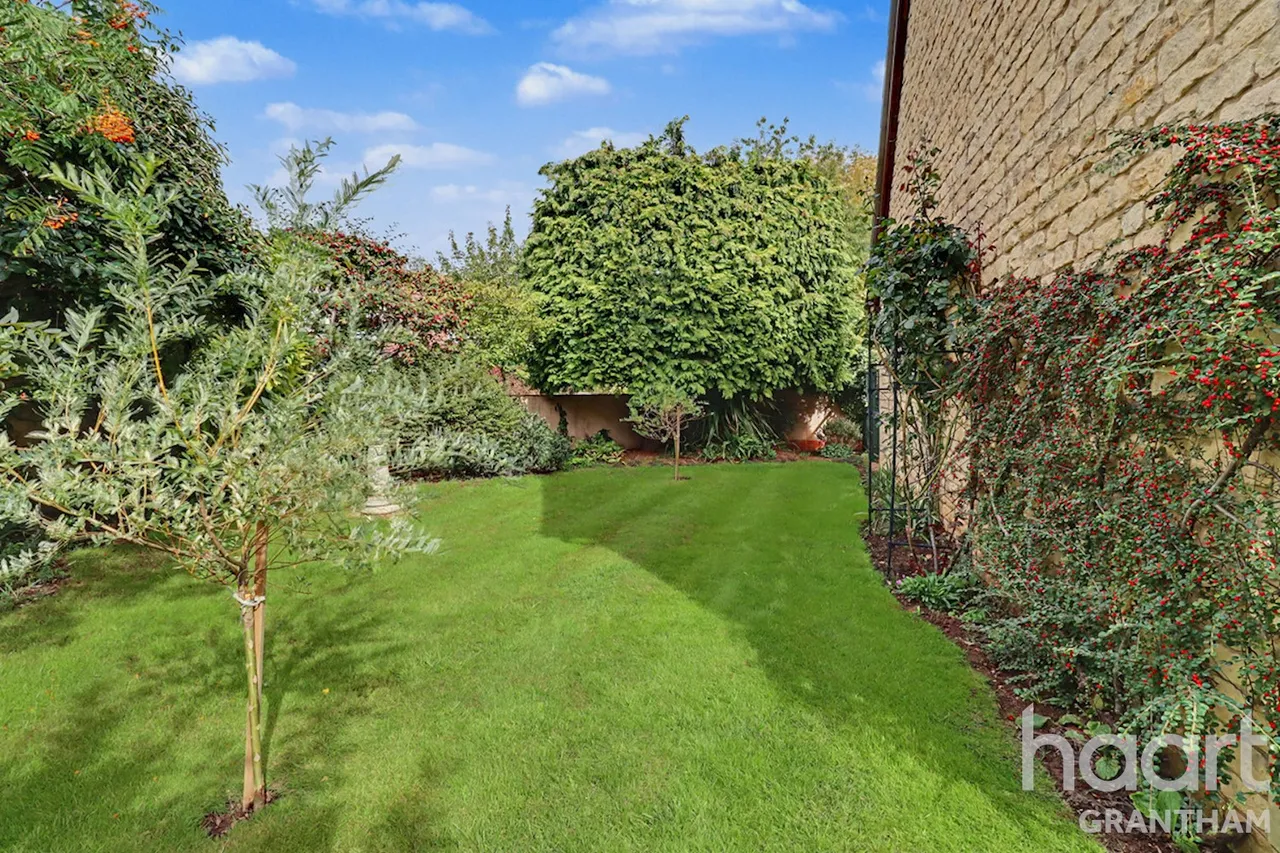 Waterloo Close, Grantham, NG32, photo 20