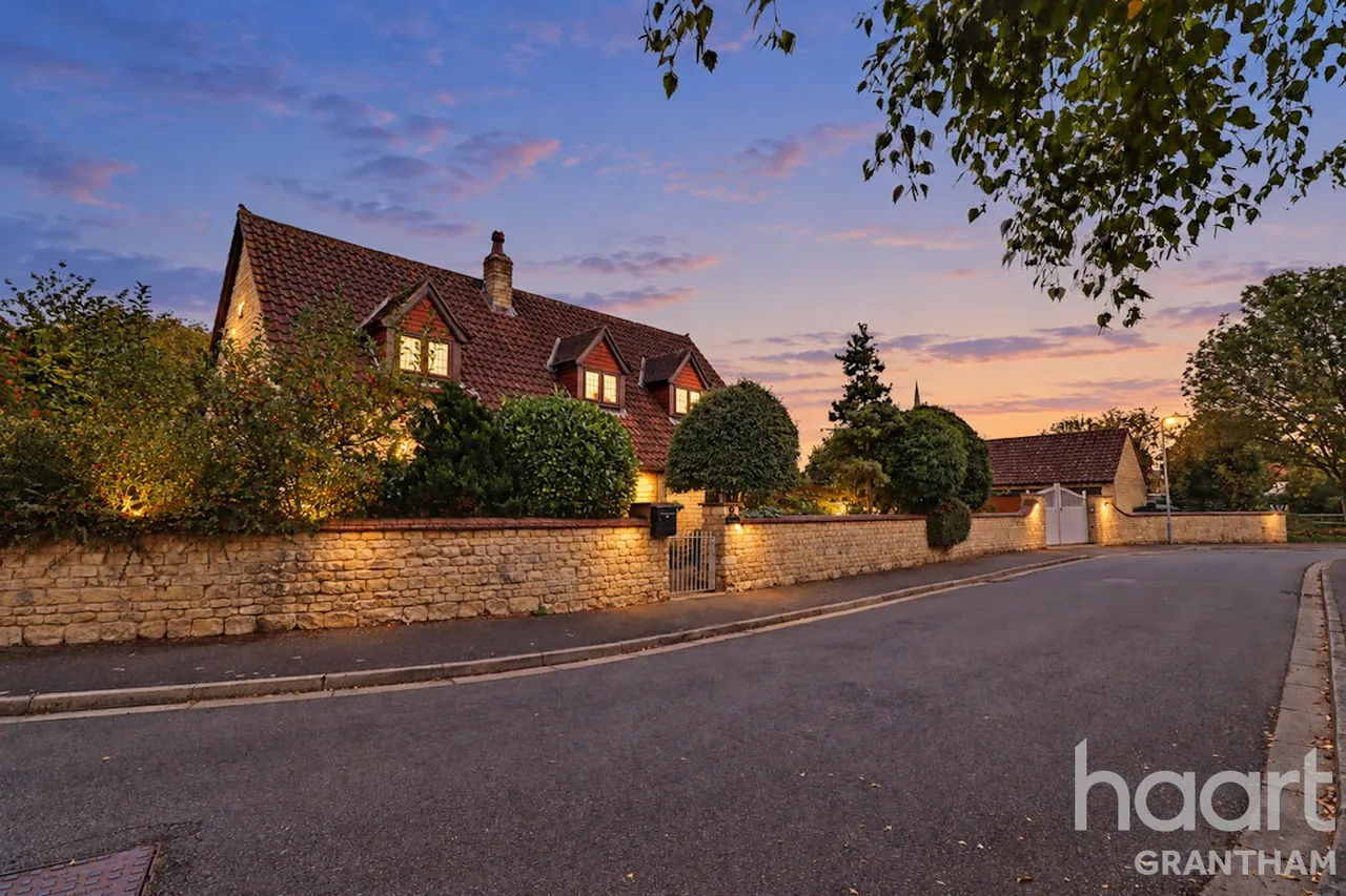 4 bed house for sale, Waterloo Close, Grantham, NG32