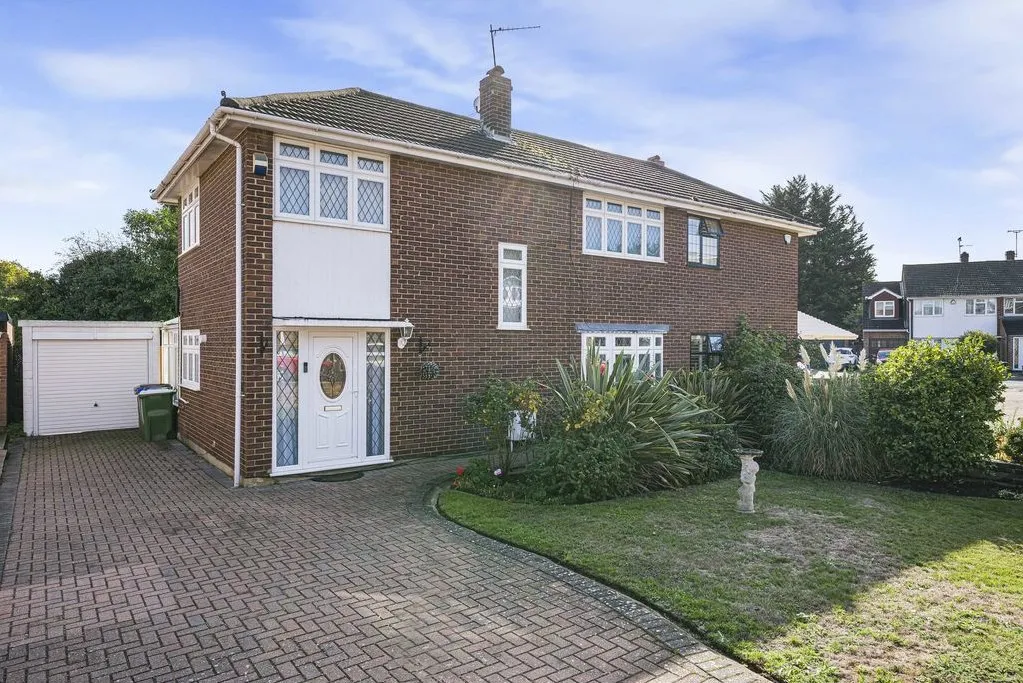 Lesley Close, Bexley, DA5, photo 24