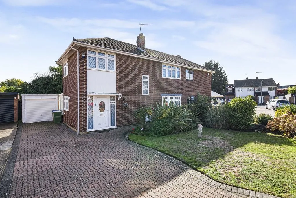 3 bed house for sale, Lesley Close, Bexley, DA5