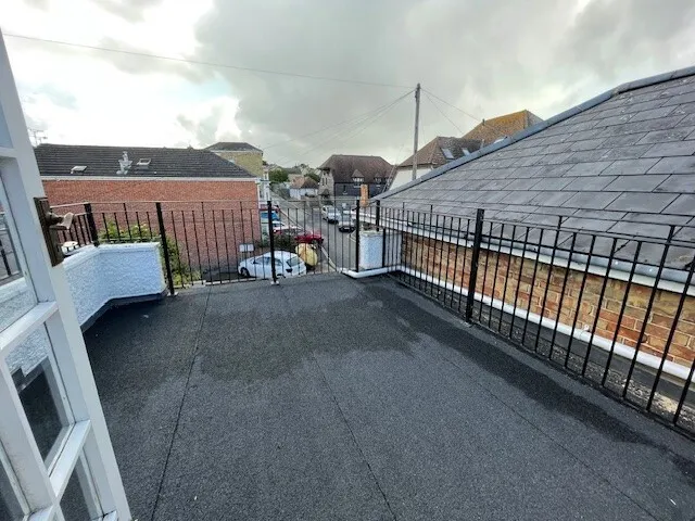 Esplanade, Seaview, PO34, photo 14