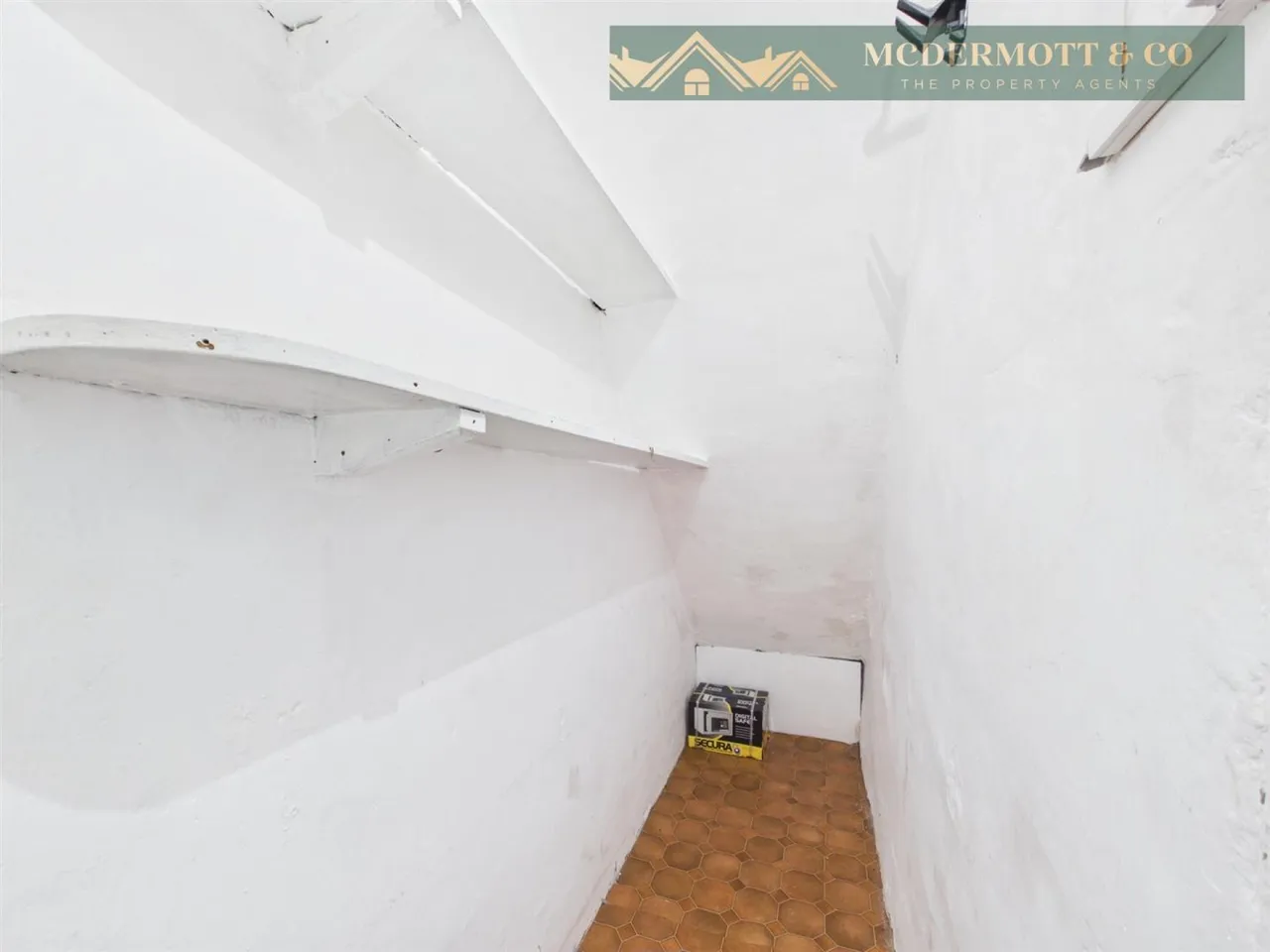 Ashton Road East, Failsworth, M35, photo 17