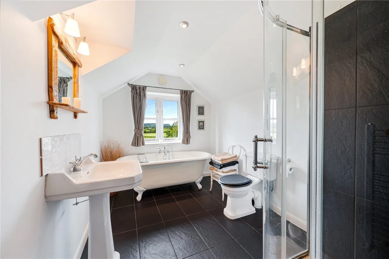 Huxley Lane, Brassey Green, CW6, photo 18