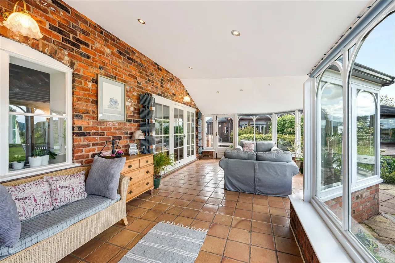 Huxley Lane, Brassey Green, CW6, photo 13