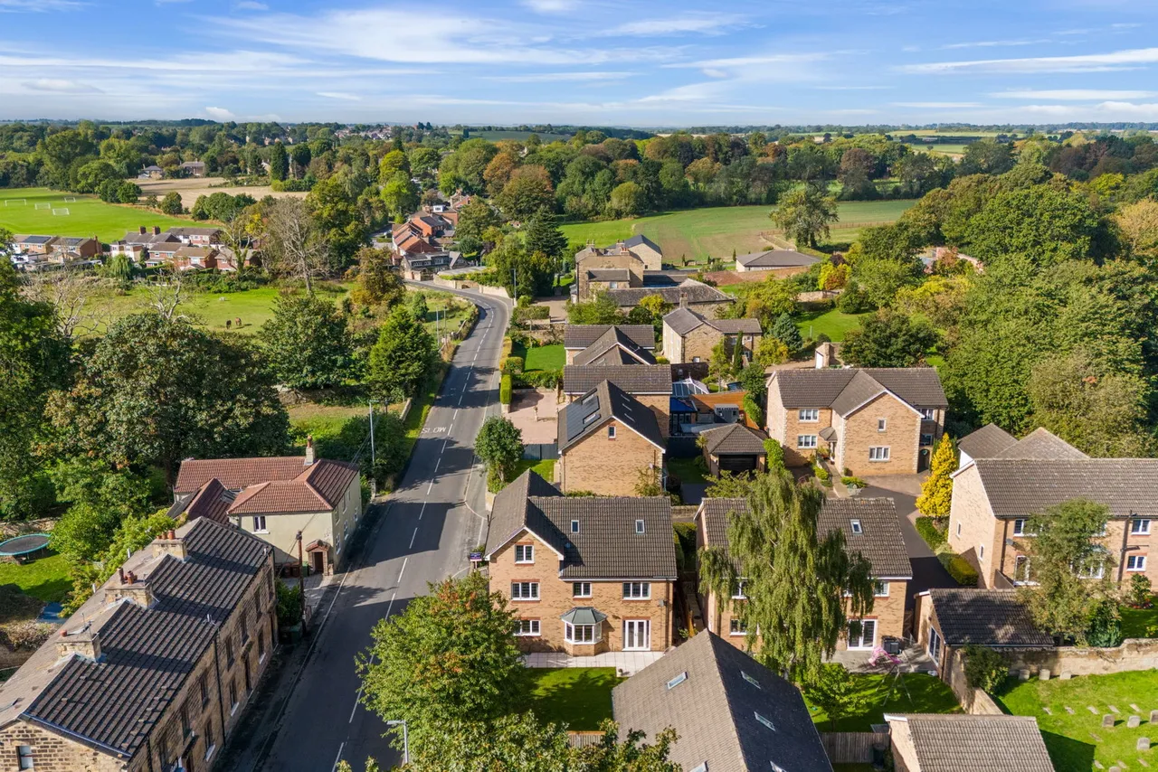 Beaufort Mews, Ackworth, photo 40