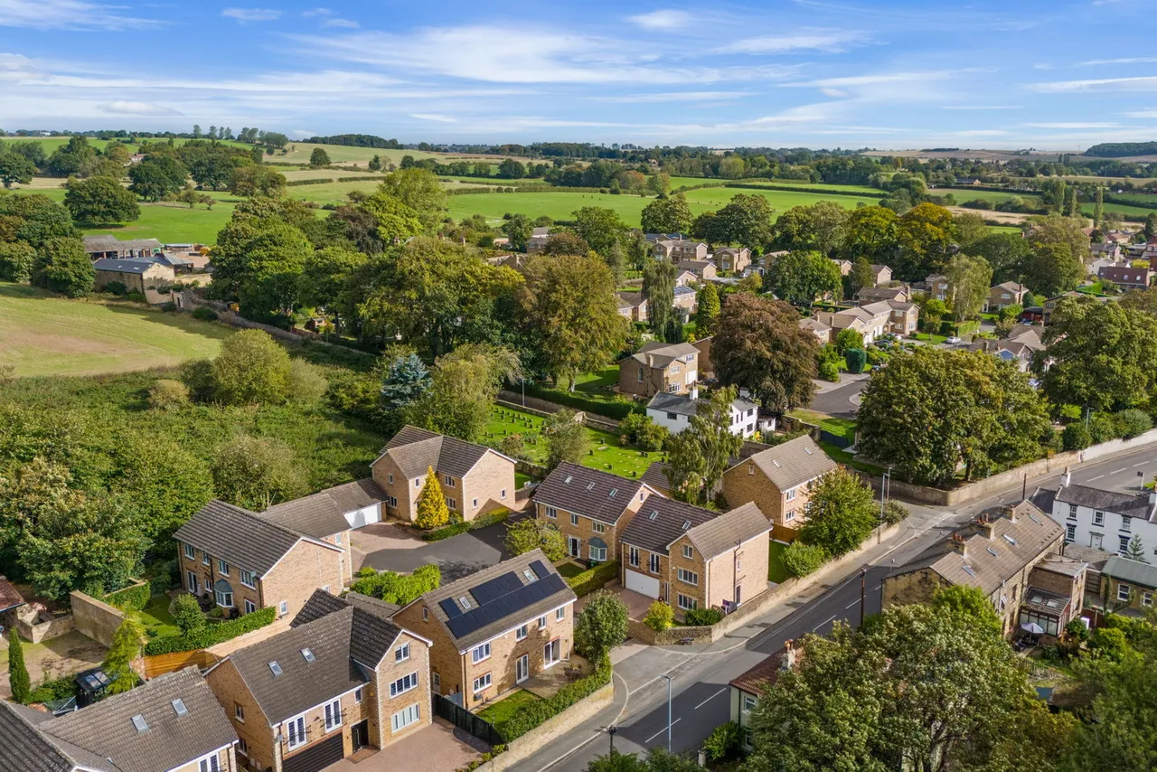 Beaufort Mews, Ackworth, photo 42