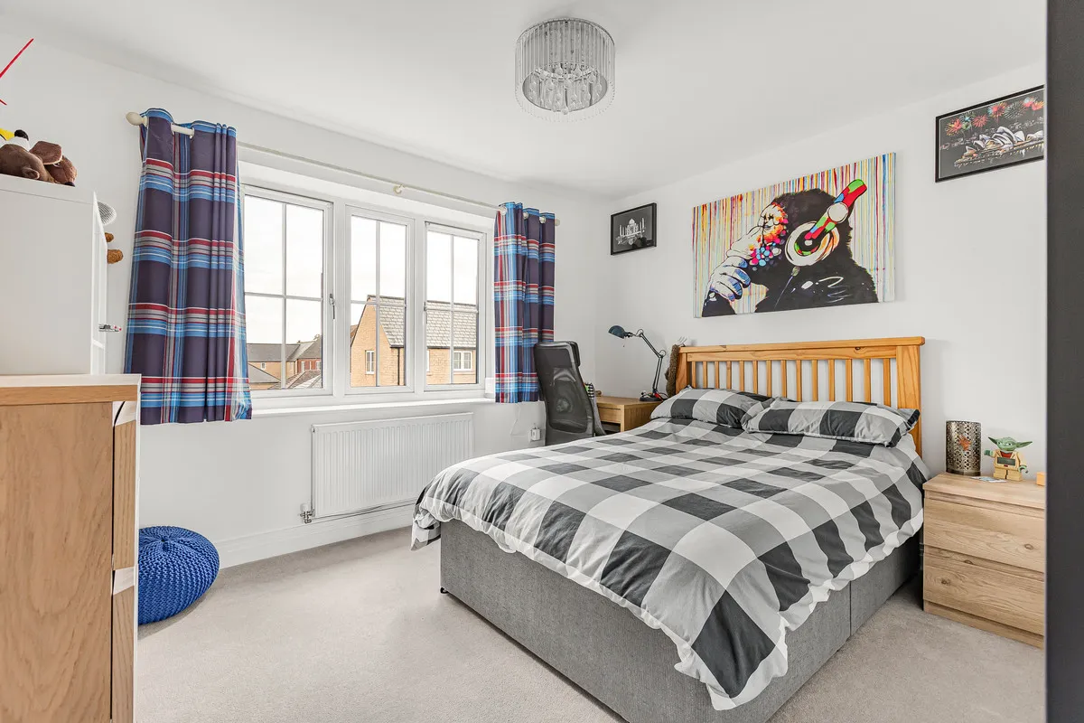 Wheatsheaf Crescent, Bampton, photo 17