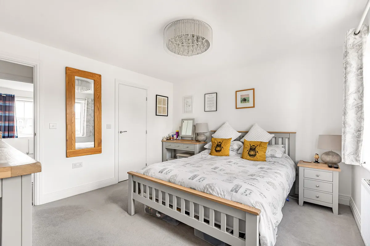 Wheatsheaf Crescent, Bampton, photo 15