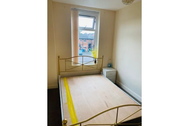 Rothwell Street, Rochdale, OL12, photo 6