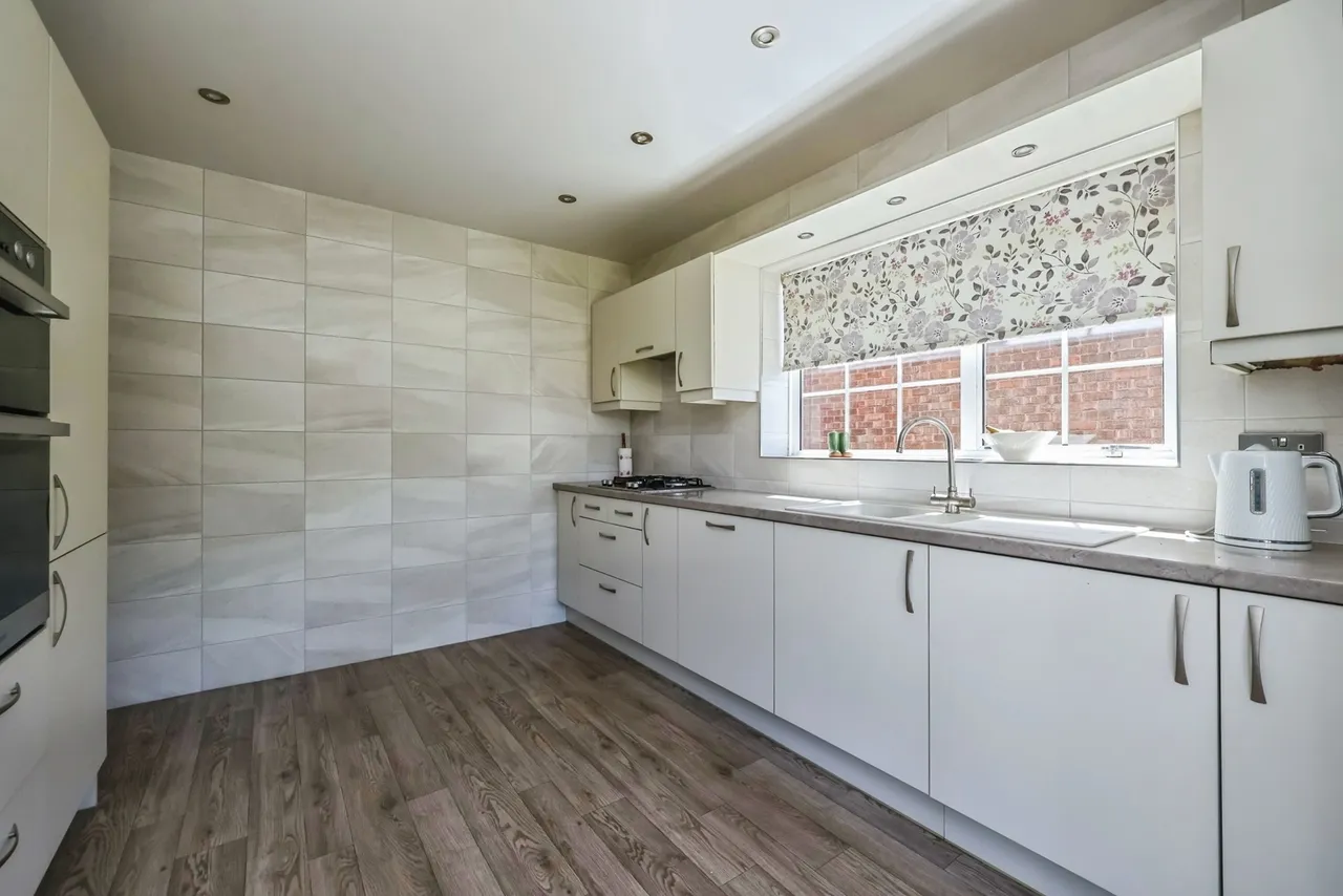 Moor Road, Papplewick, Nottingham, Nottinghamshire, NG15, photo 8