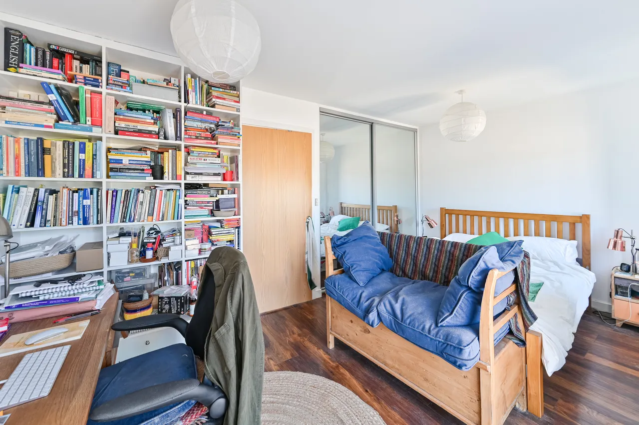 5 Tomblin Mews, London, photo 8