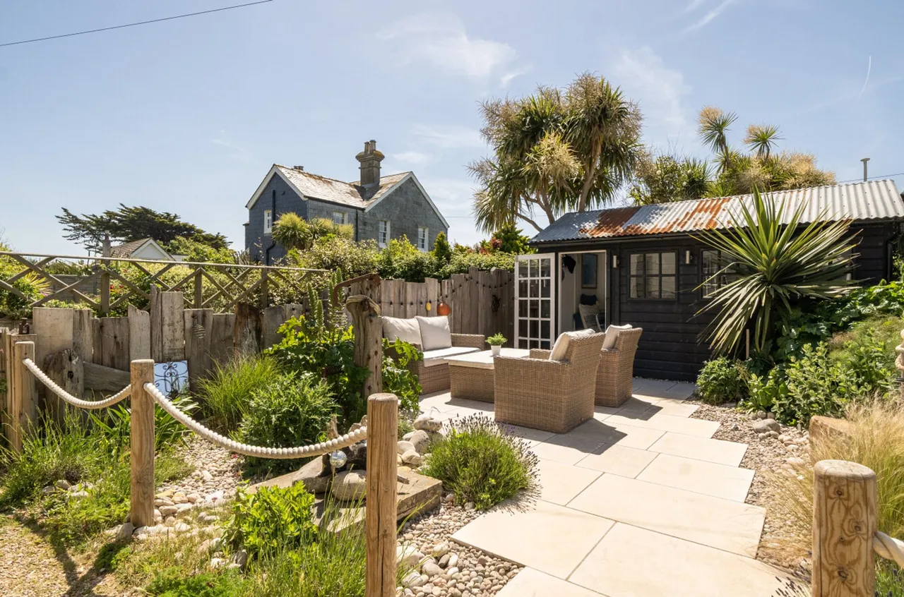 West Street, Selsey, PO20, photo 16