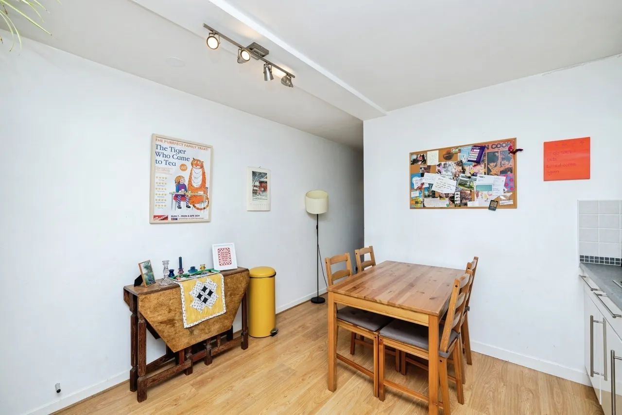 Turenne Close, Wandsworth, London, SW18, photo 10