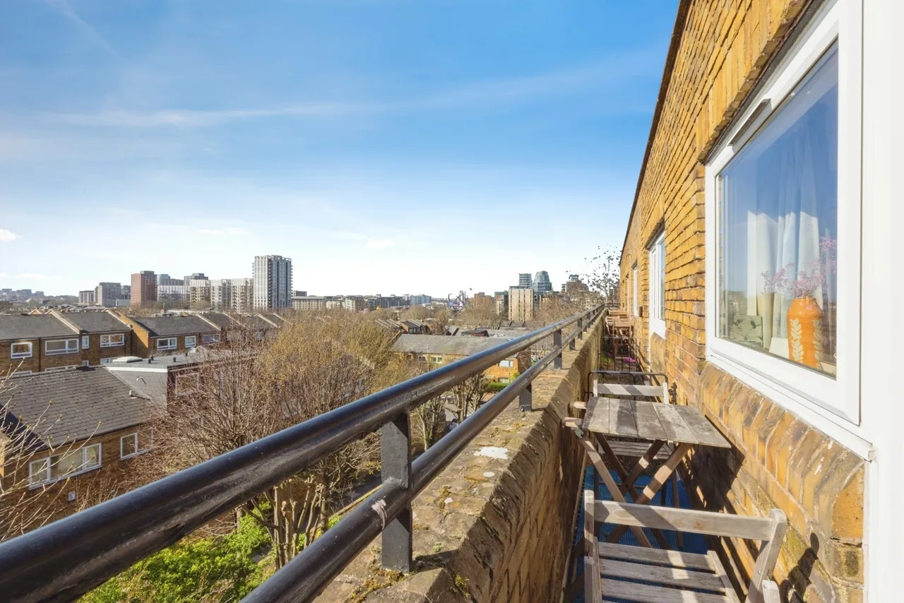 Turenne Close, Wandsworth, London, SW18, photo 20