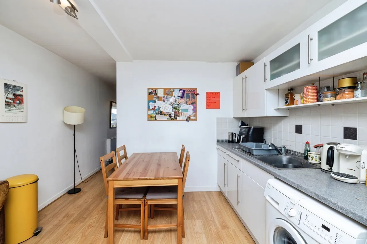 Turenne Close, Wandsworth, London, SW18, photo 11