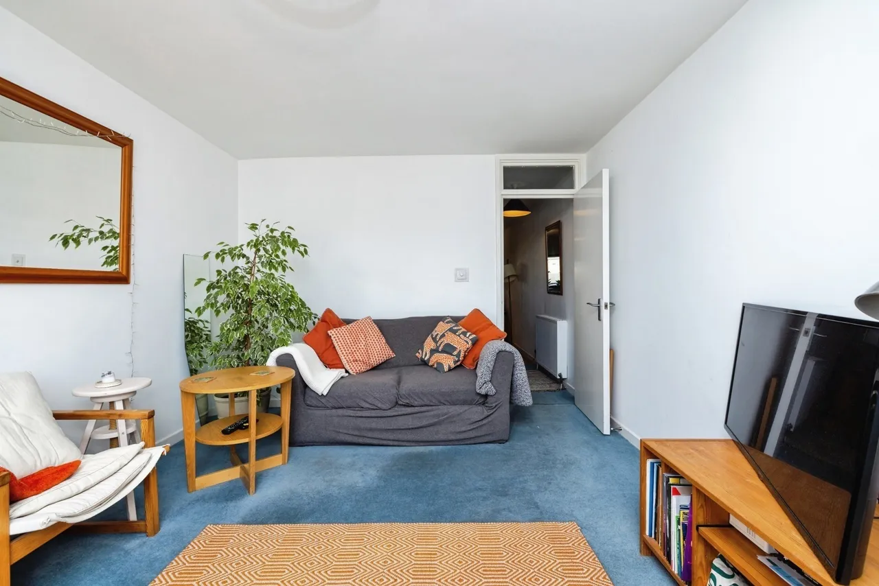 Turenne Close, Wandsworth, London, SW18, photo 5