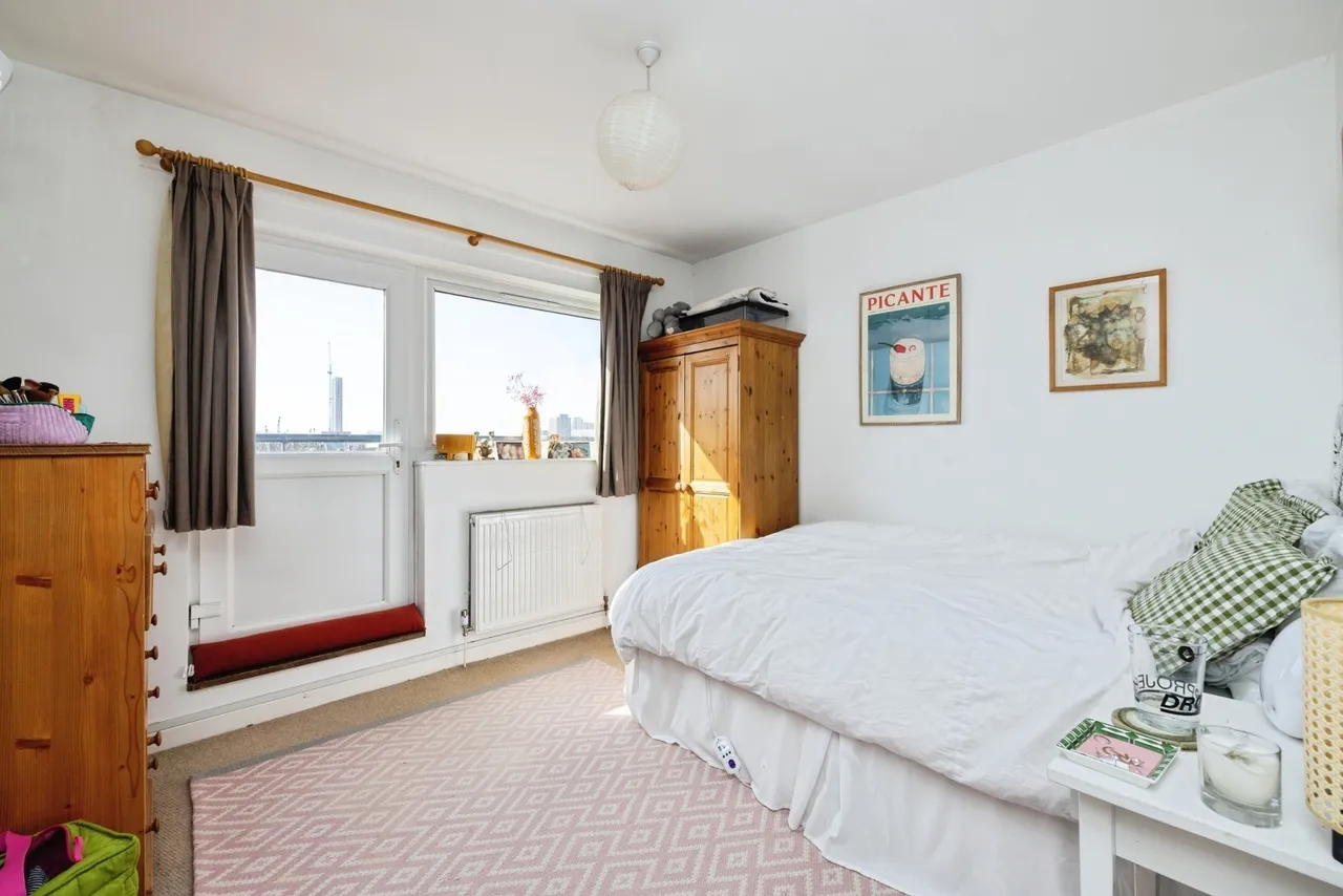 Turenne Close, Wandsworth, London, SW18, photo 13