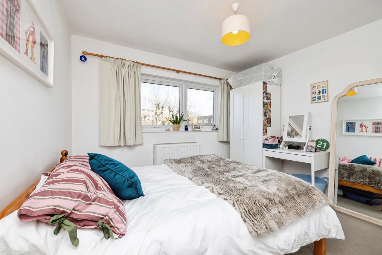 Turenne Close, Wandsworth, London, SW18, photo 18