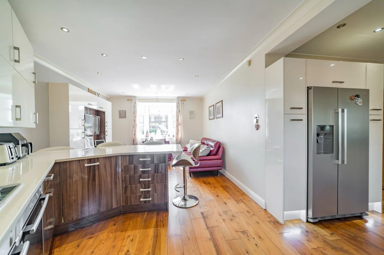 Kings Road, Bredbury, SK6, photo 12