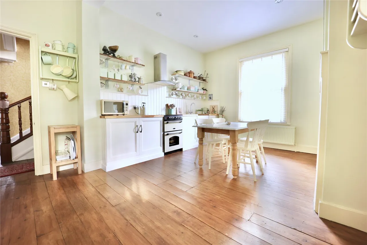 Ashley Road, Walton-on-Thames, KT12, photo 7