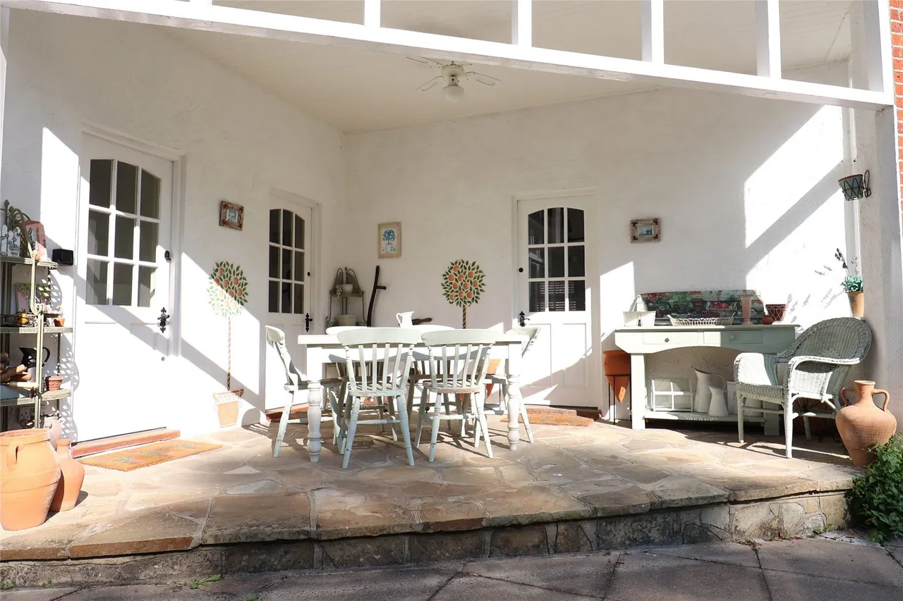 Ashley Road, Walton-on-Thames, KT12, photo 23