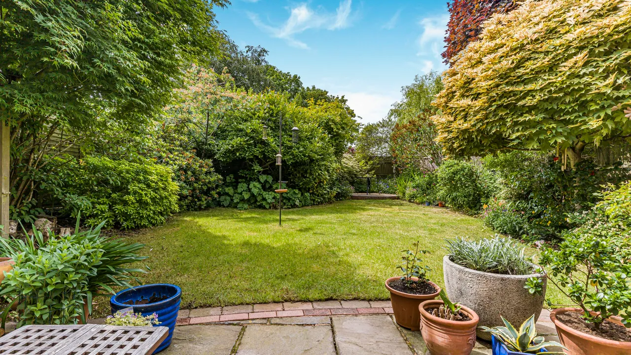 Loxley Road, Sutton Coldfield, Sutton Coldfield, B75 5NY, photo 2