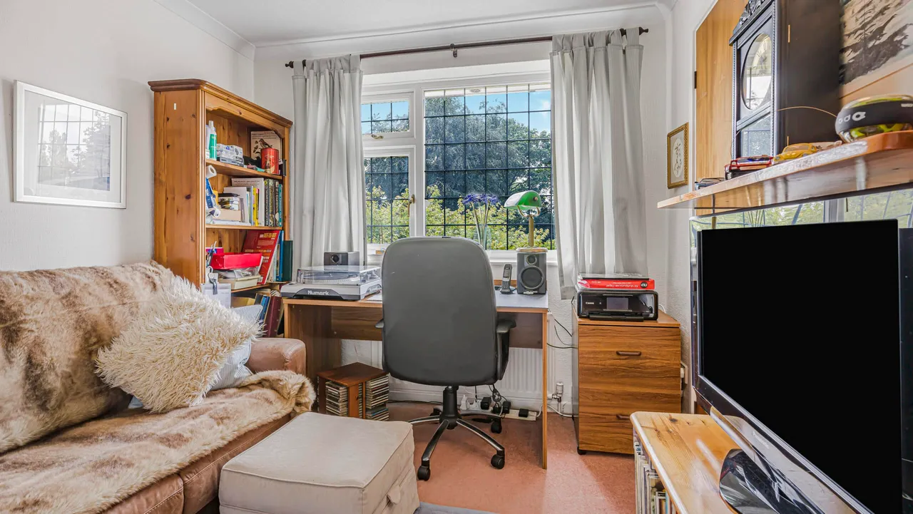 Loxley Road, Sutton Coldfield, Sutton Coldfield, B75 5NY, photo 12