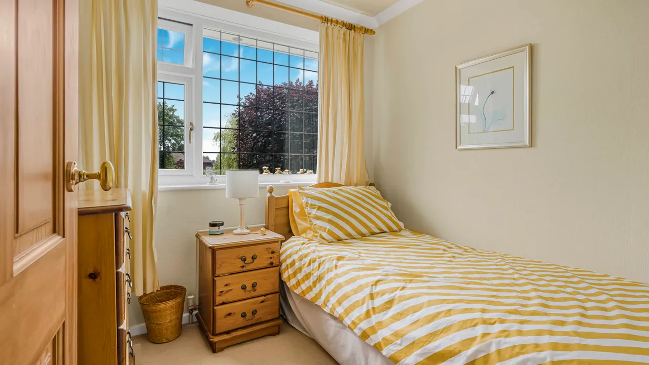 Loxley Road, Sutton Coldfield, Sutton Coldfield, B75 5NY, photo 15