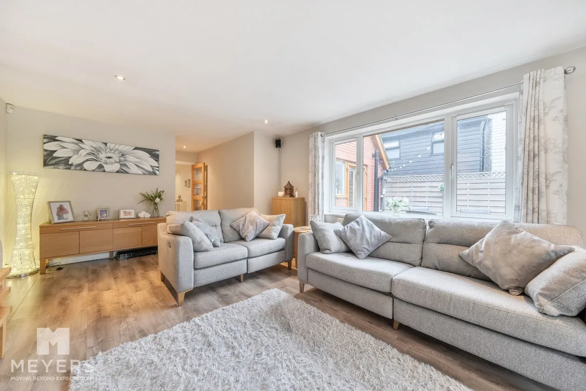 Blythe Road, Corfe Mullen, BH21, photo 4