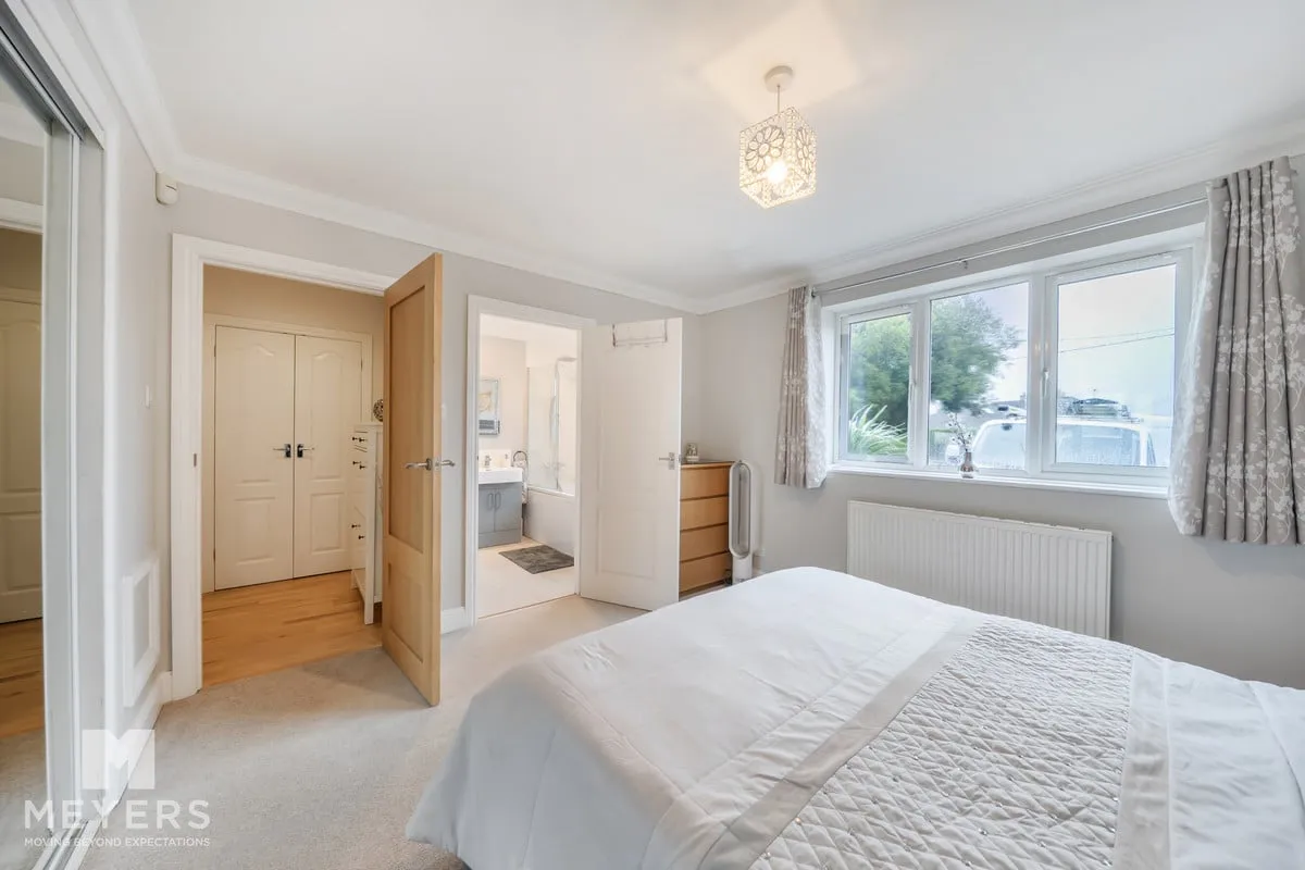 Blythe Road, Corfe Mullen, BH21, photo 11