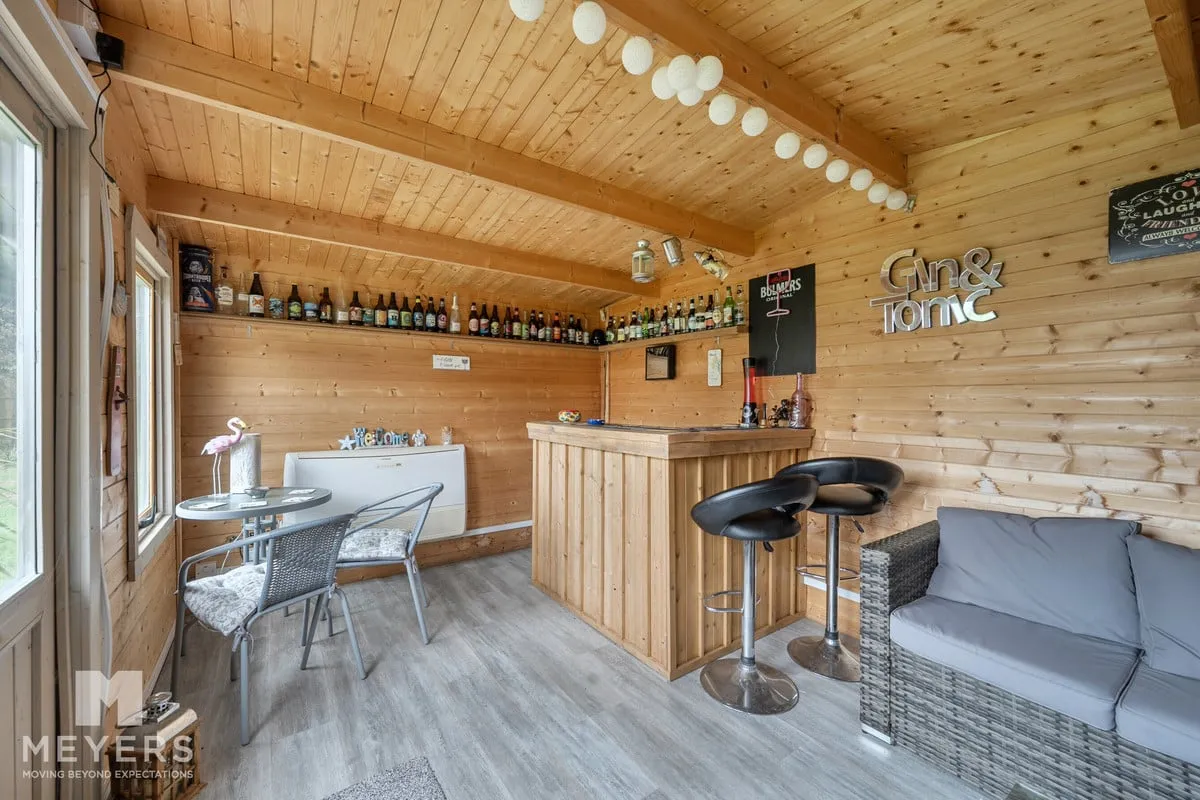 Blythe Road, Corfe Mullen, BH21, photo 25