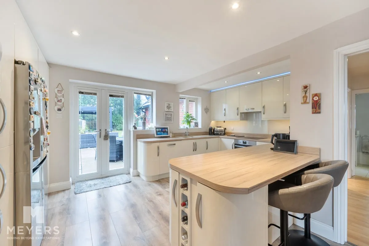 Blythe Road, Corfe Mullen, BH21, photo 2