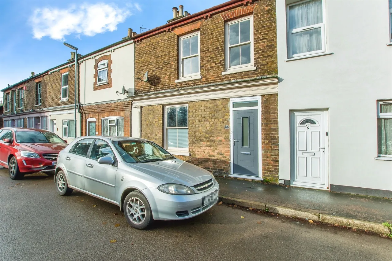 3 bed house for sale — High Street, Sutton Bridge, Spalding