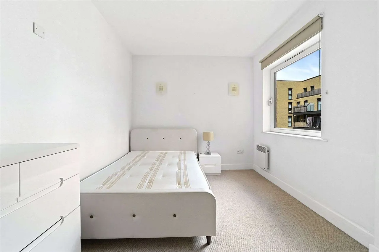 Artichoke Hill, London, E1W, photo 11