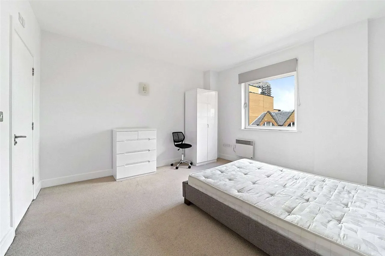 Artichoke Hill, London, E1W, photo 7