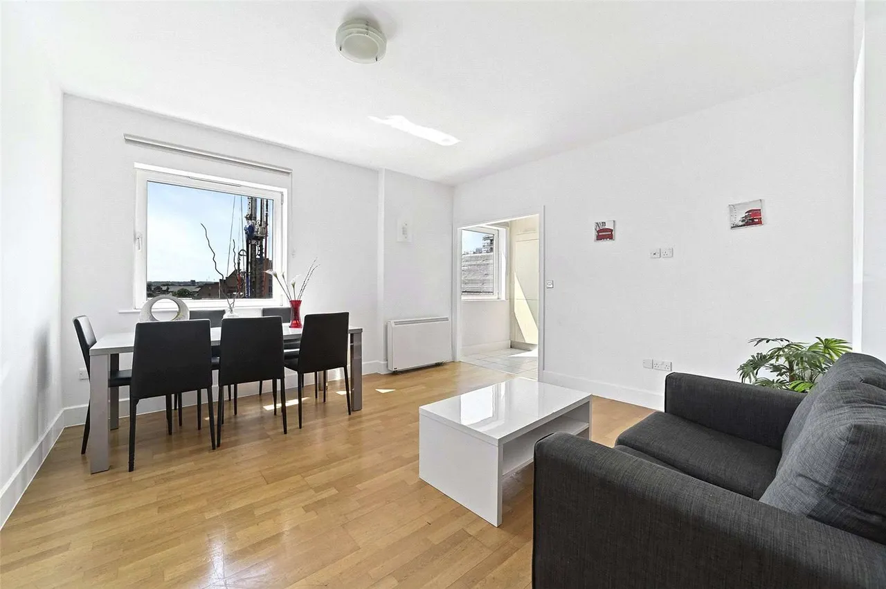 Artichoke Hill, London, E1W, photo 8