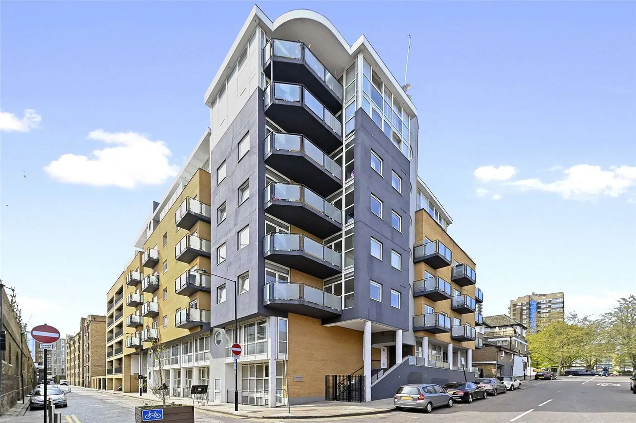 Artichoke Hill, London, E1W, photo 9