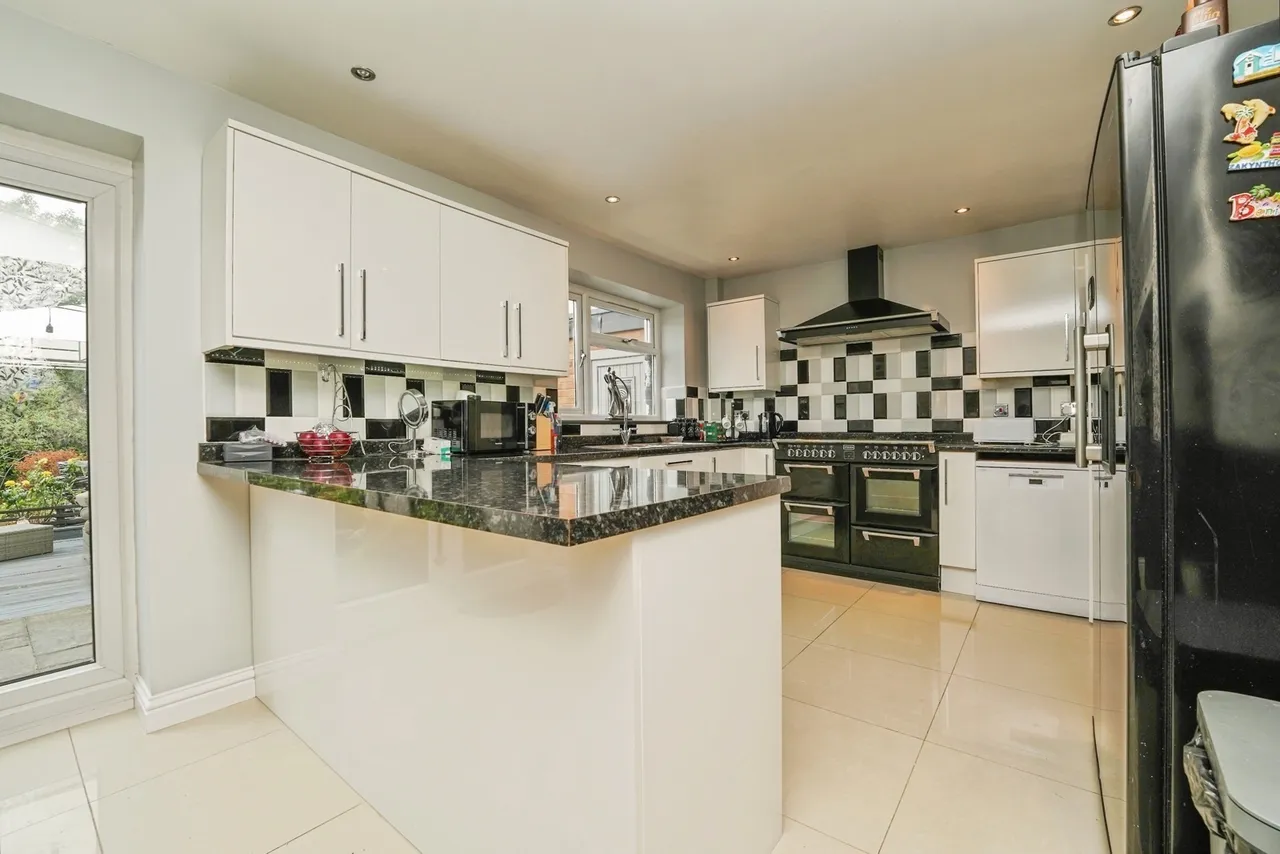 Orchard Avenue, Cheltenham, GL51, photo 3