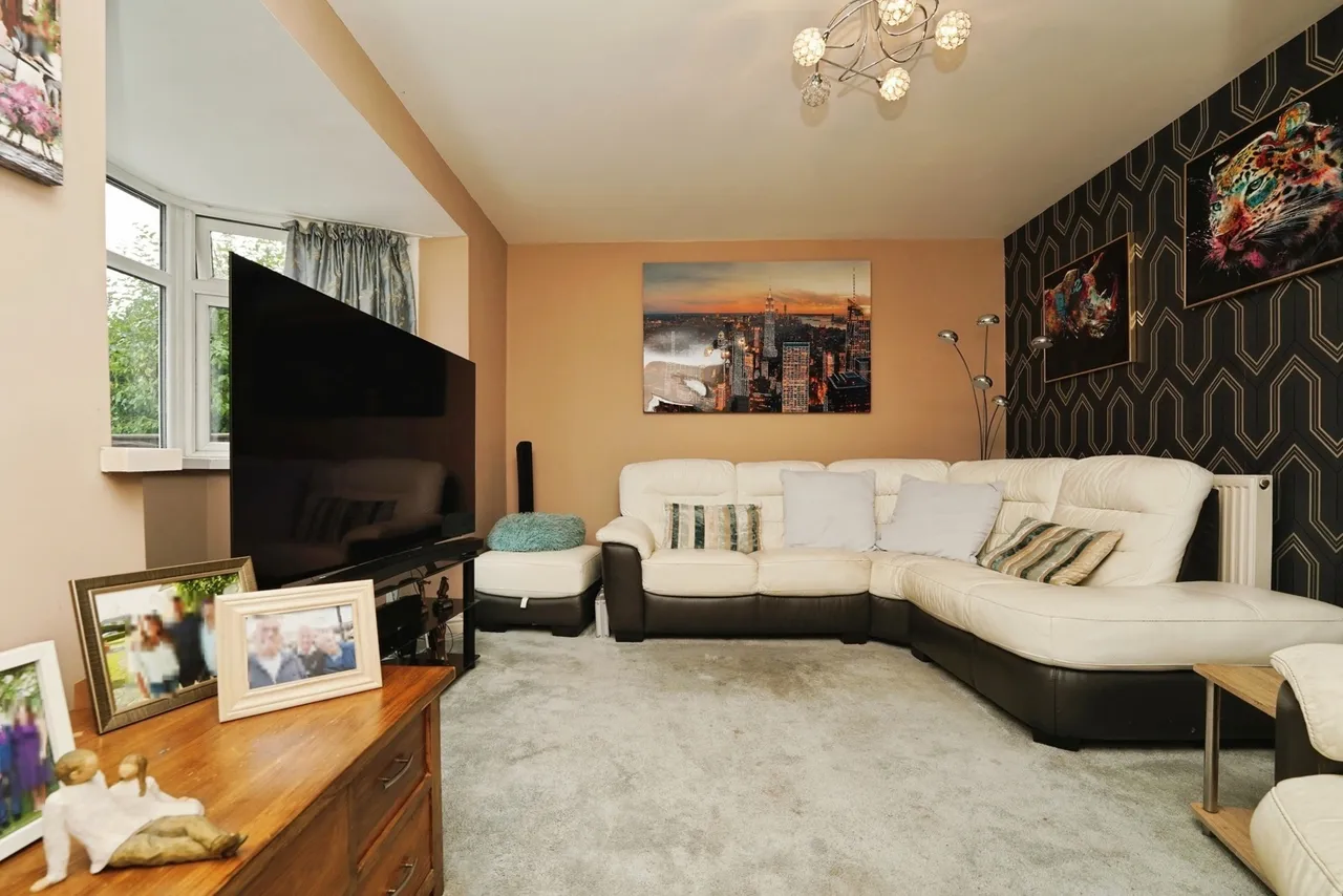 Orchard Avenue, Cheltenham, GL51, photo 2