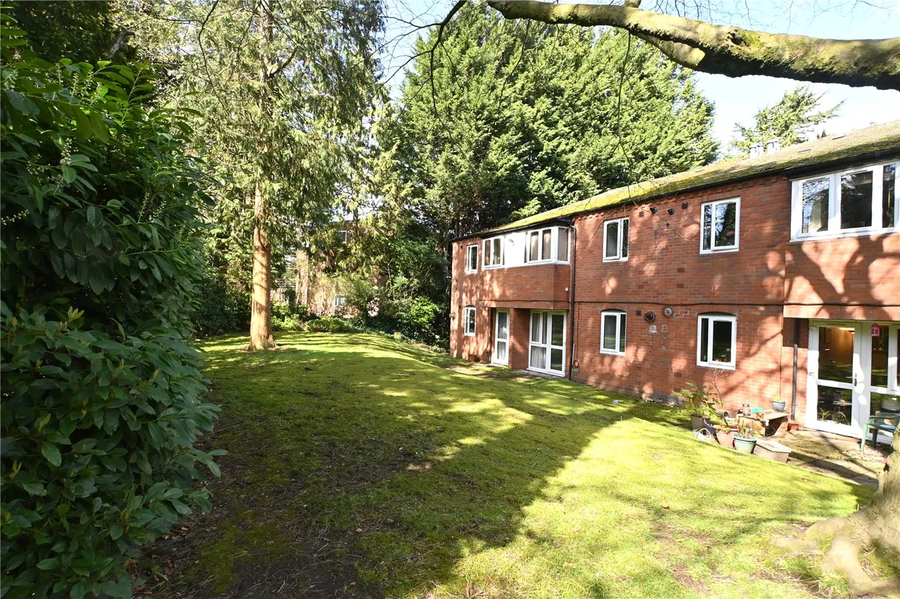 1 bed flat for sale — Wake Green Park, Moseley, Birmingham, B13 9XS