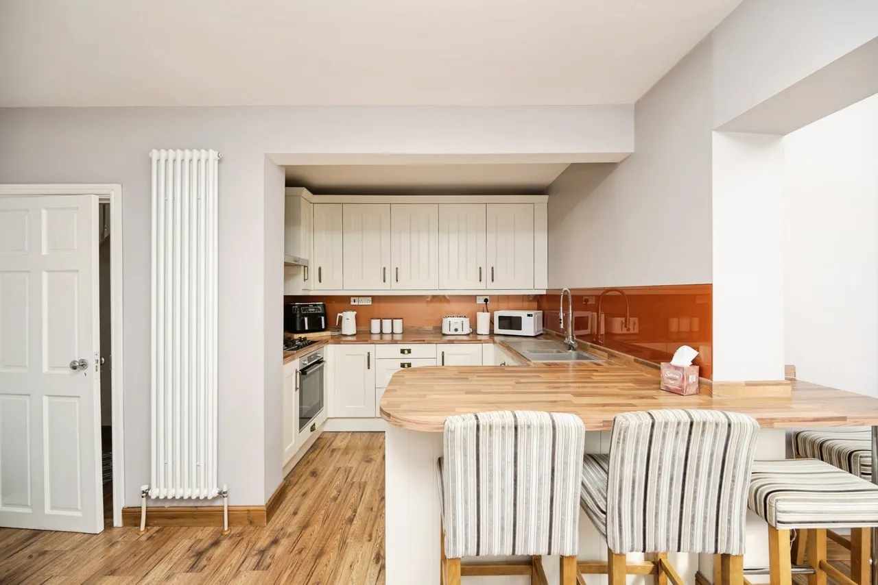 Perry Hill Road, Oldbury, B68, photo 4